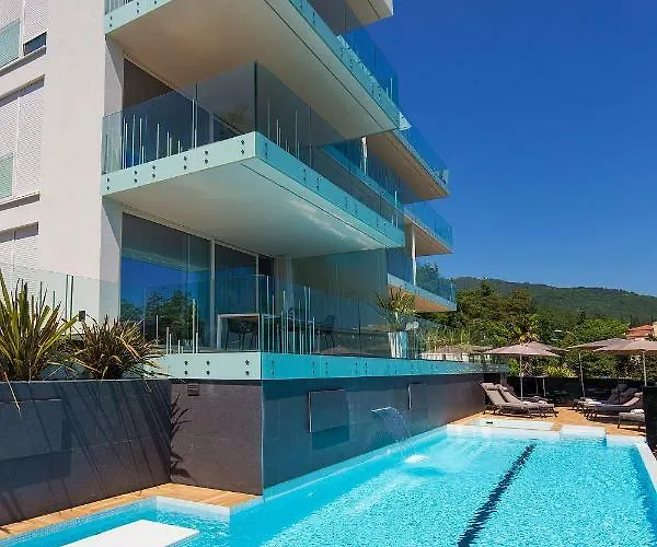 Apartament Deluxe *